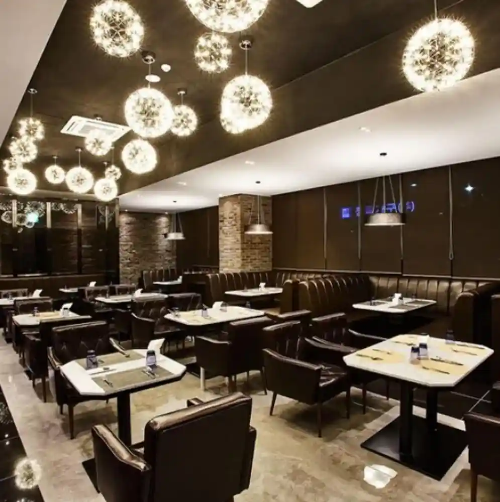 ホテル ウォンテッド_done