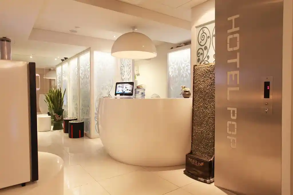 ホテル ポップ グリ_done