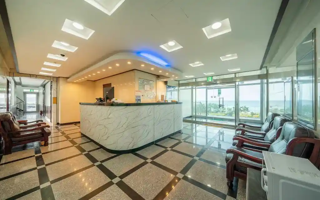 カンヌン マンサン ビーチ ホテル_done