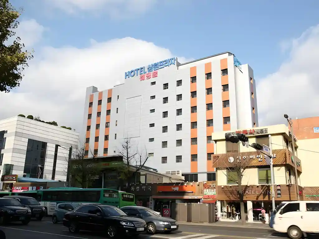 ホテル サムウォン プラザ_done