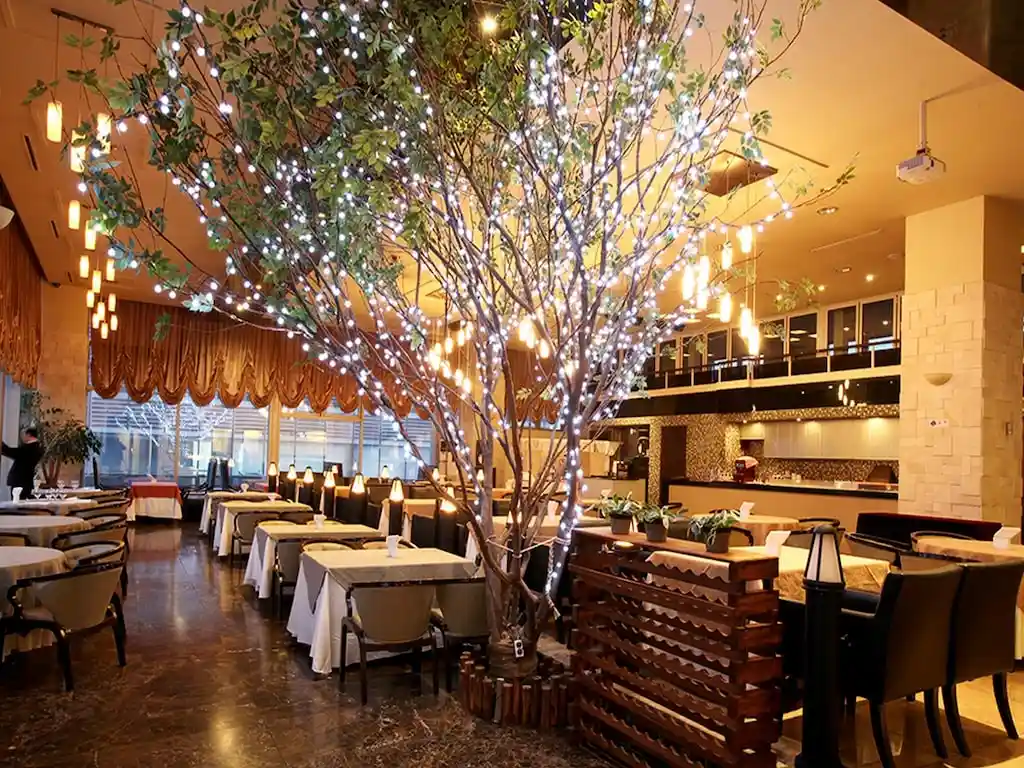 レイク ホテル_done